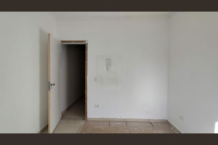 Casa à venda com 80m², 2 quartos e 2 vagas