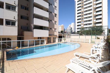 Apartamento para alugar com 74m², 2 quartos e 2 vagasÁrea comum - Piscina