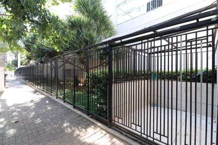 Apartamento para alugar com 74m², 2 quartos e 2 vagasFachada