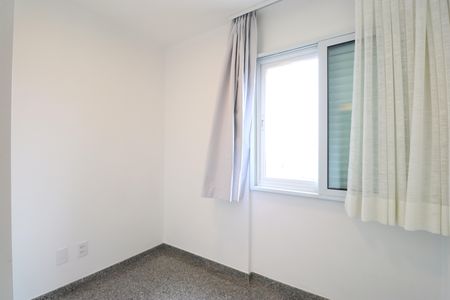 Apartamento para alugar com 74m², 2 quartos e 2 vagasQuarto 1