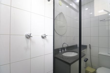 Apartamento para alugar com 74m², 2 quartos e 2 vagasBanheiro da Suíte