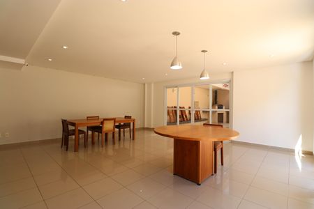 Apartamento para alugar com 74m², 2 quartos e 2 vagasÁrea comum - Salão de festas