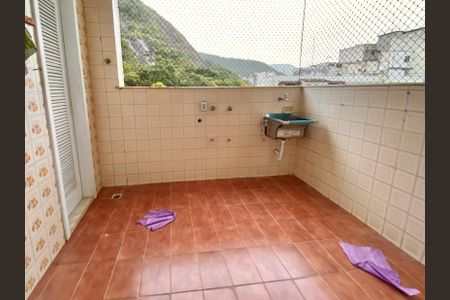 Apartamento para alugar com 220m², 3 quartos e 2 vagasÁrea de Serviço