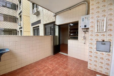 Apartamento para alugar com 220m², 3 quartos e 2 vagasÁrea de Serviço