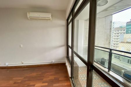 Apartamento para alugar com 220m², 3 quartos e 2 vagasSuite