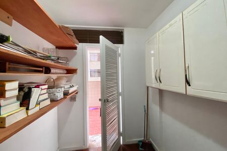 Apartamento para alugar com 220m², 3 quartos e 2 vagasQuarto de Serviço