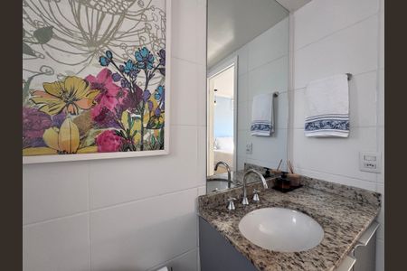 Apartamento à venda com 73m², 2 quartos e 1 vagaSuíte - Banheiro