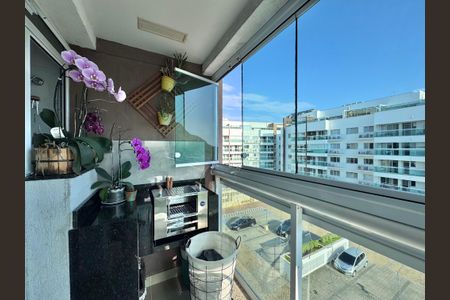 Apartamento à venda com 73m², 2 quartos e 1 vagaVaranda