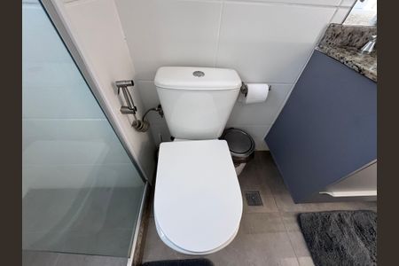 Apartamento à venda com 73m², 2 quartos e 1 vagaSuíte - Banheiro