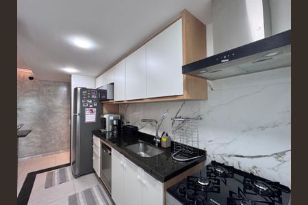 Apartamento à venda com 73m², 2 quartos e 1 vagaCozinha e Área de Serviço