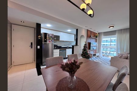 Sala de apartamento à venda com 2 quartos, 73m² em Recreio dos Bandeirantes, Rio de Janeiro