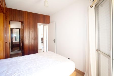 Apartamento à venda com 77m², 2 quartos e 1 vaga