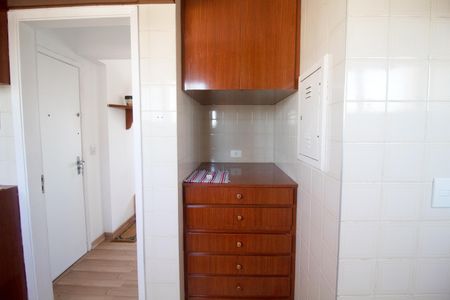 Apartamento à venda com 77m², 2 quartos e 1 vaga