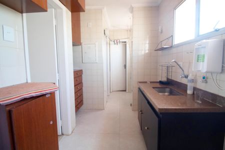 Apartamento à venda com 77m², 2 quartos e 1 vaga