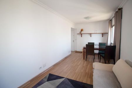 Apartamento à venda com 77m², 2 quartos e 1 vaga