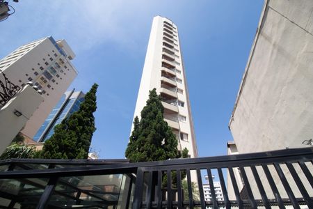 Apartamento à venda com 77m², 2 quartos e 1 vaga