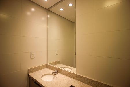 Banheiro Social de apartamento para alugar com 1 quarto, 38m² em Jardim Portal da Colina, Sorocaba