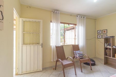 Sala de casa à venda com 3 quartos, 70m² em Fátima, Canoas