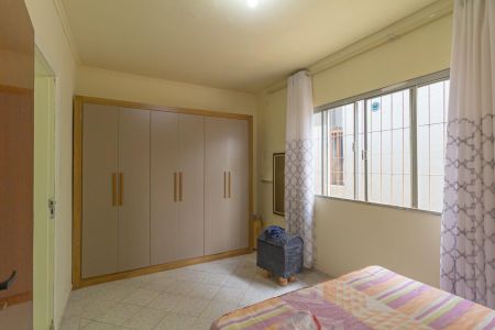 Casa à venda com 70m², 3 quartos e sem vaga Casa à venda com 70m², 3 quartos e sem vagaQuarto 1