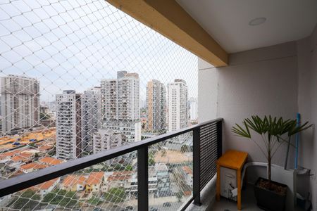 Studio para alugar com 27m², 1 quarto e sem vaga Studio para alugar com 27m², 1 quarto e sem vagaVaranda