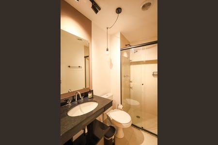 Studio para alugar com 27m², 1 quarto e sem vaga Studio para alugar com 27m², 1 quarto e sem vagaBanheiro Social