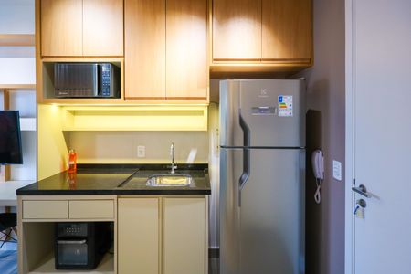 Studio para alugar com 27m², 1 quarto e sem vaga Studio para alugar com 27m², 1 quarto e sem vagaCozinha