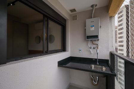 Studio para alugar com 27m², 1 quarto e sem vaga Studio para alugar com 27m², 1 quarto e sem vagaVaranda