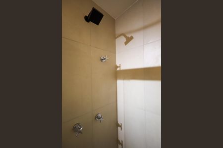 Studio para alugar com 27m², 1 quarto e sem vaga Studio para alugar com 27m², 1 quarto e sem vagaBanheiro Social