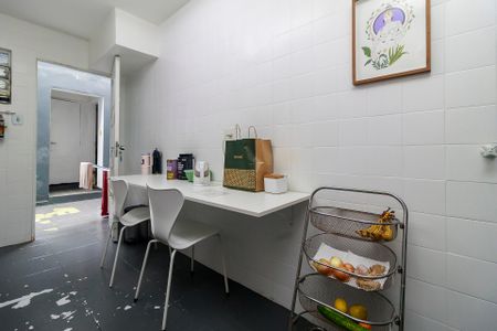 Casa à venda com 125m², 3 quartos e 1 vaga Casa à venda com 125m², 3 quartos e 1 vagaCozinha