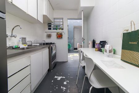 Casa à venda com 125m², 3 quartos e 1 vaga Casa à venda com 125m², 3 quartos e 1 vagaCozinha