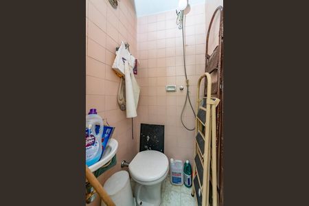 Apartamento à venda com 82m², 3 quartos e 1 vaga Apartamento à venda com 82m², 3 quartos e 1 vagaBanheiro de serviço