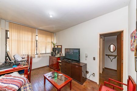Sala de apartamento à venda com 3 quartos, 82m² em Coração Eucarístico, Belo Horizonte