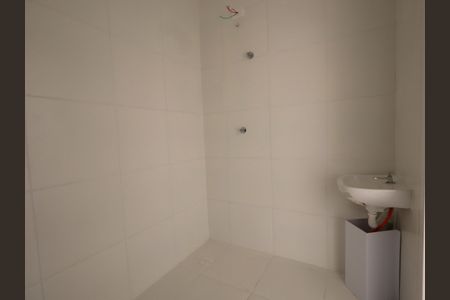 Banheiro de apartamento à venda com 1 quarto, 17m² em Jardim Monte Kemel, São Paulo