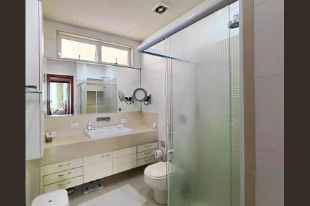 Apartamento à venda com 202m², 4 quartos e 1 vaga