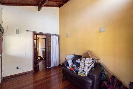 Casa à venda com 3 quartos, 195m² em Piratininga, Niterói