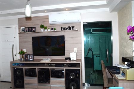 Apartamento à venda com 80m², 2 quartos e 1 vagaDetalhe Sala