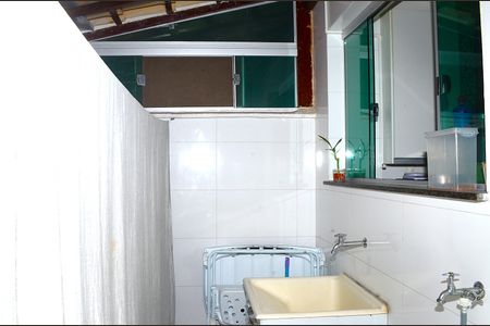 Apartamento à venda com 80m², 2 quartos e 1 vagaDetalhe da area de serviço