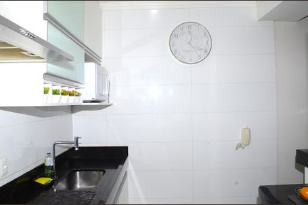 Cozinha de apartamento à venda com 2 quartos, 80m² em Dom Silvério, Belo Horizonte
