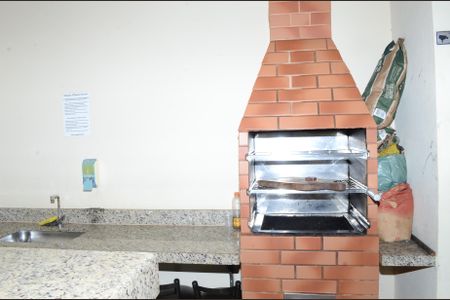 Apartamento à venda com 80m², 2 quartos e 1 vagaÁrea gourmet