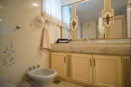 Apartamento à venda com 500m², 3 quartos e 1 vagaBanheiro da Suíte