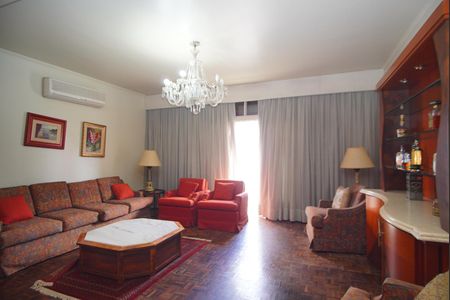 Sala 1 de apartamento à venda com 3 quartos, 500m² em Rio Branco, Porto Alegre