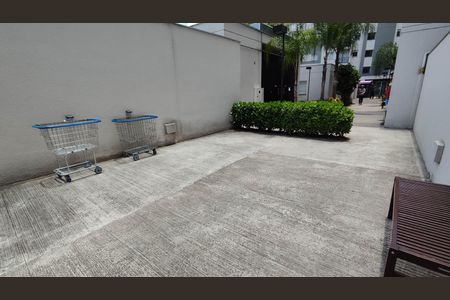 Apartamento à venda com 43m², 2 quartos e sem vagaÁrea comum