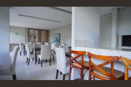 Apartamento para alugar com 65m², 3 quartos e 1 vagaÁrea comum - Salão de festas