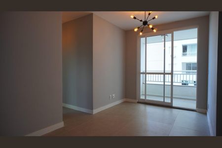 Sala de apartamento para alugar com 3 quartos, 65m² em Farrapos, Porto Alegre