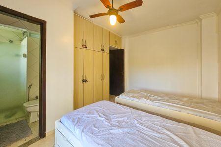 Suíte de apartamento para alugar com 1 quarto, 57m² em Centro, Guarujá