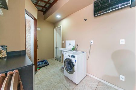 Apartamento à venda com 90m², 2 quartos e 1 vaga Apartamento à venda com 90m², 2 quartos e 1 vagaÁrea de Serviço