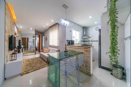 Sala de apartamento à venda com 2 quartos, 90m² em Vila Linda, Santo André