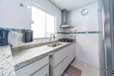 Apartamento à venda com 90m², 2 quartos e 1 vaga Apartamento à venda com 90m², 2 quartos e 1 vagaCozinha