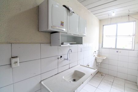 Apartamento para alugar com 54m², 2 quartos e 1 vaga Apartamento para alugar com 54m², 2 quartos e 1 vagaCozinha e Área de Serviço