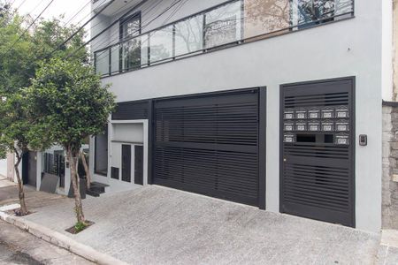 Apartamento para alugar com 43m², 2 quartos e 1 vaga Apartamento para alugar com 43m², 2 quartos e 1 vagaFachada